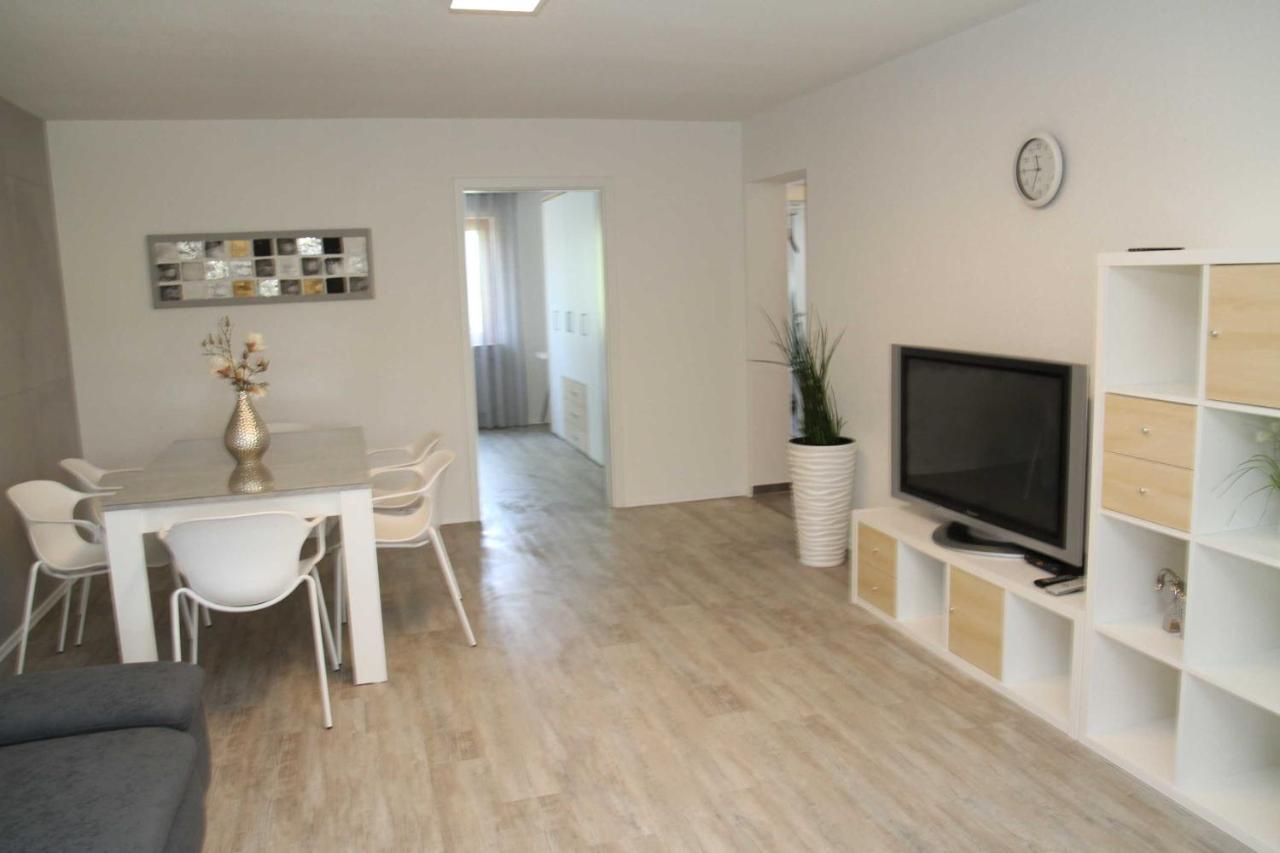 רוסט Ferienwohnung Garres מראה חיצוני תמונה